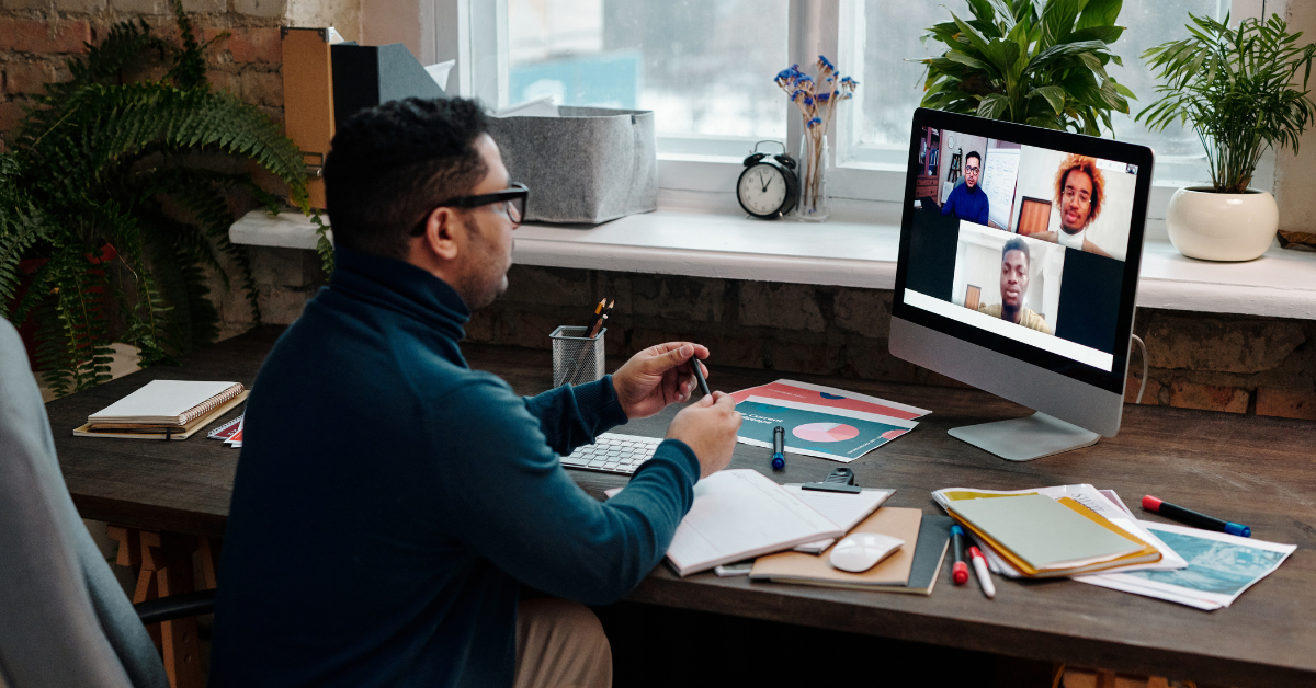 Moderator conducting focus group online