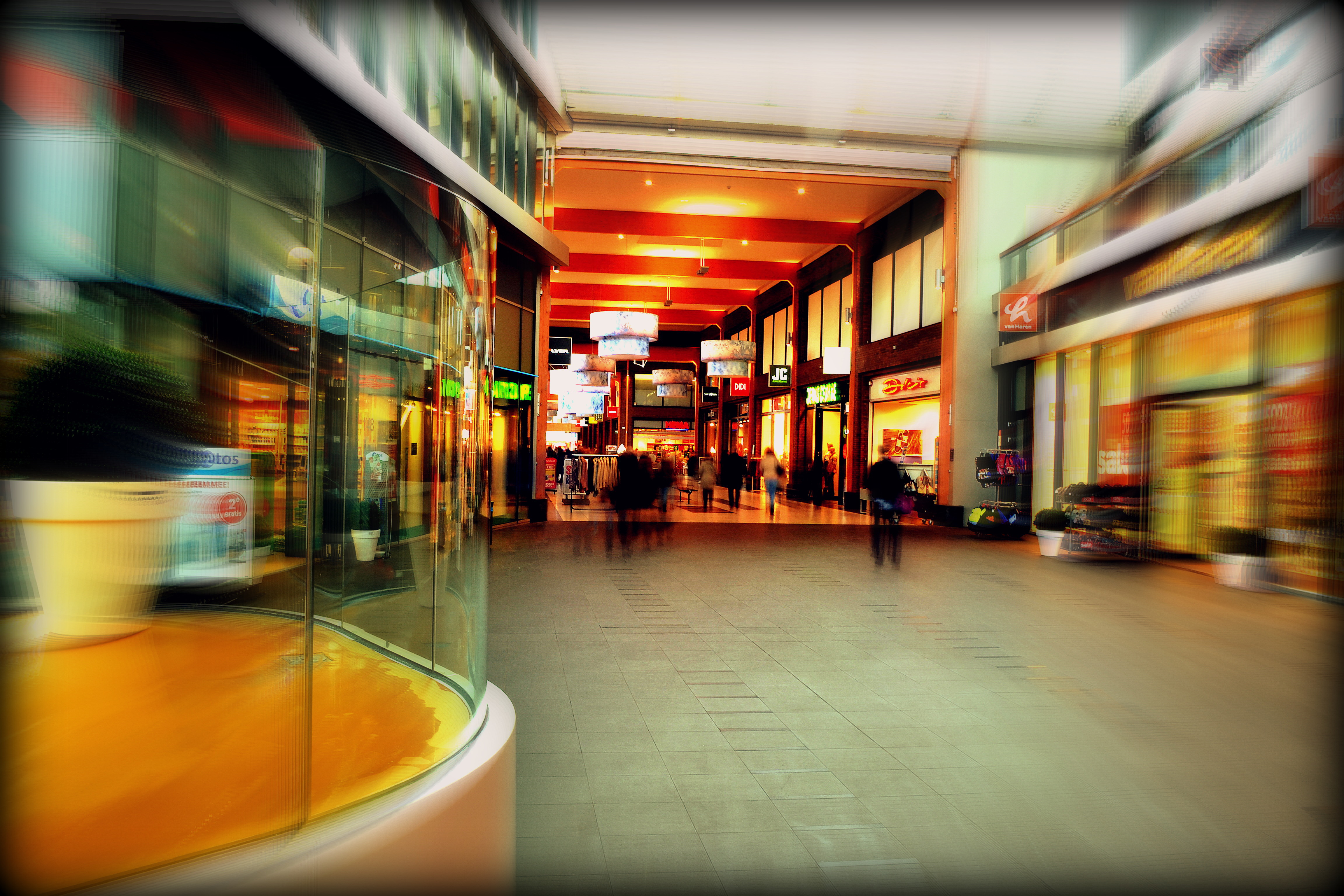How assisted shops can provide detailed shopper insights.jpeg